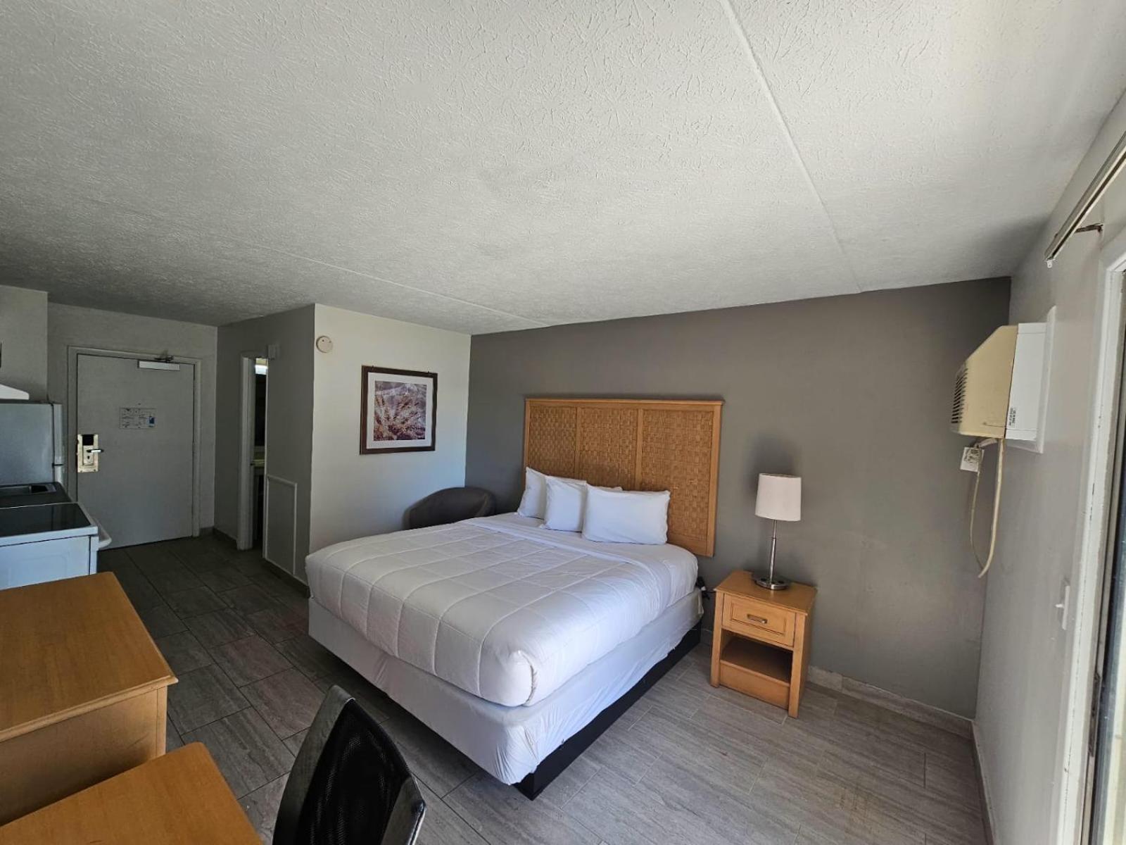 Southern Breeze Ocean Front Hotel Myrtle Beach Bagian luar foto
